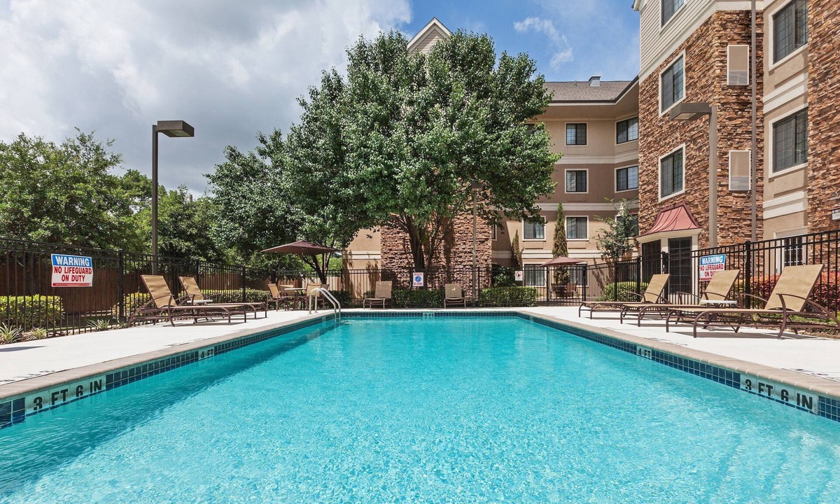 Round Rock West Apartment | Equipped Suite with FREE Buffet Breakfast, Gym Access + Air-Conditioning
