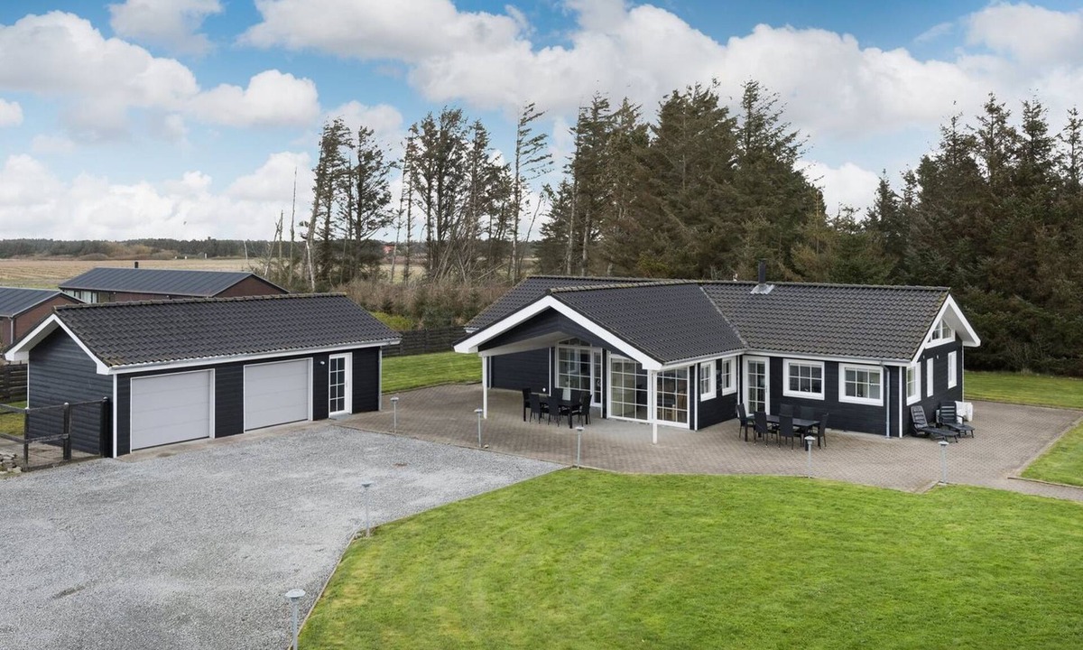 Hvorup Klit House | "Erene" - 850m from the sea by Interhome