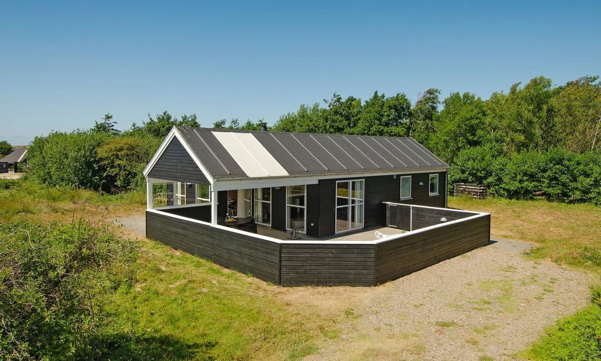 Rindby Strand House | "Erich" - 1.8km from the sea by Interhome