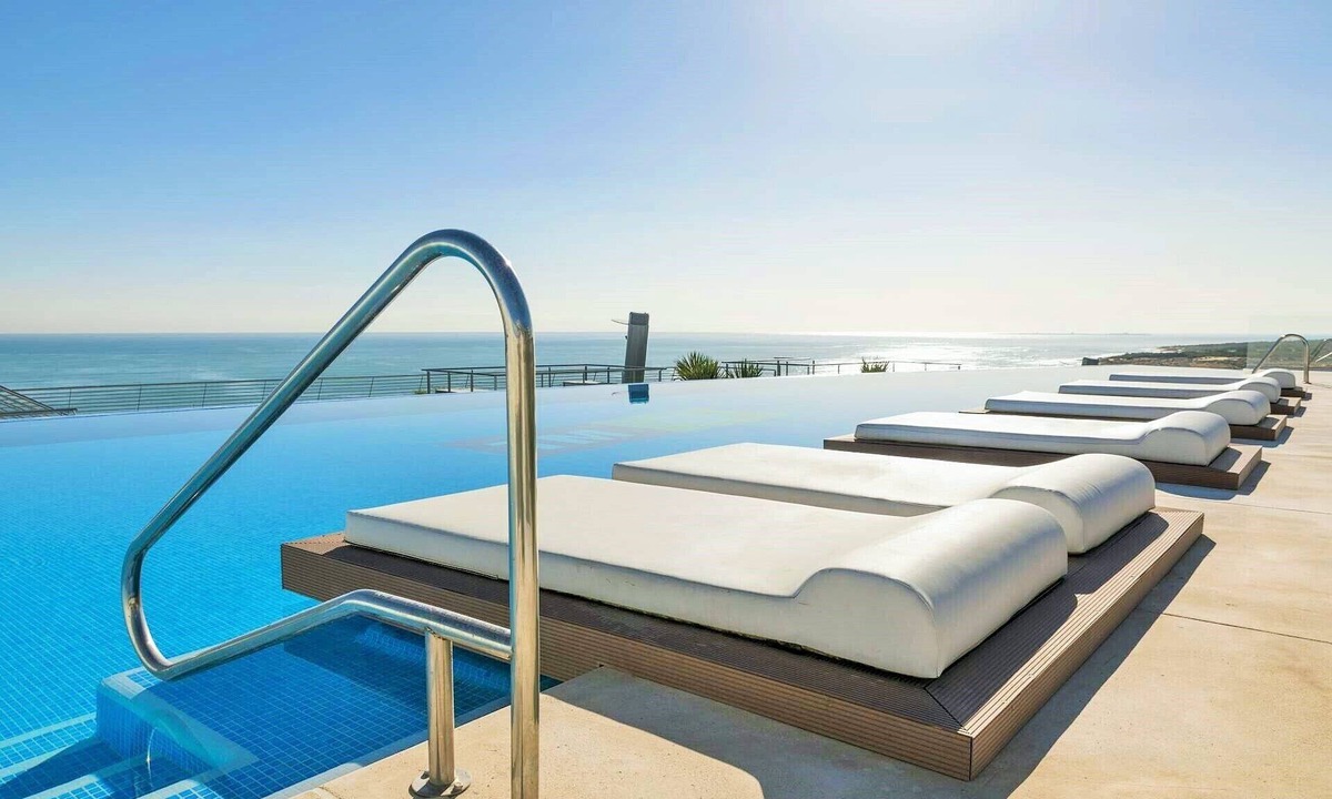 Els Arenals del Sol Condo | Amazing Beachfront 2 Bedroom Luxury Apartment