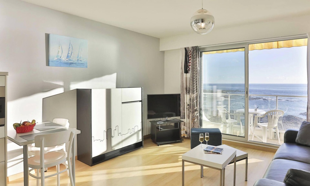 La Chaume Apartment | Escale Bleue - Balcon ensoleillé & Vue côte sauvage