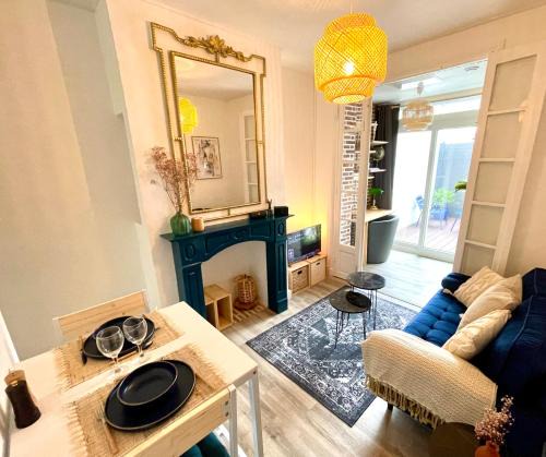 Sainte-Anne - Faubourg Noyon Apartment | Escale Bohème - 500m Gare - Terrasse
