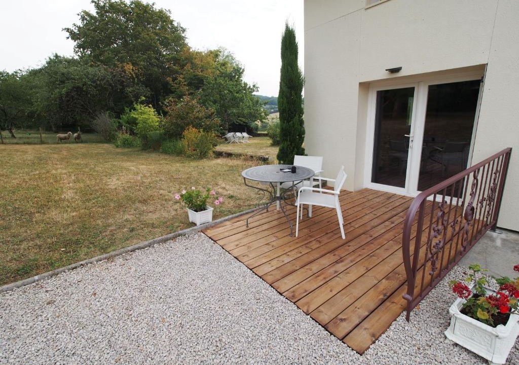 Saint-Lothain Apartment | Escale en Revermont