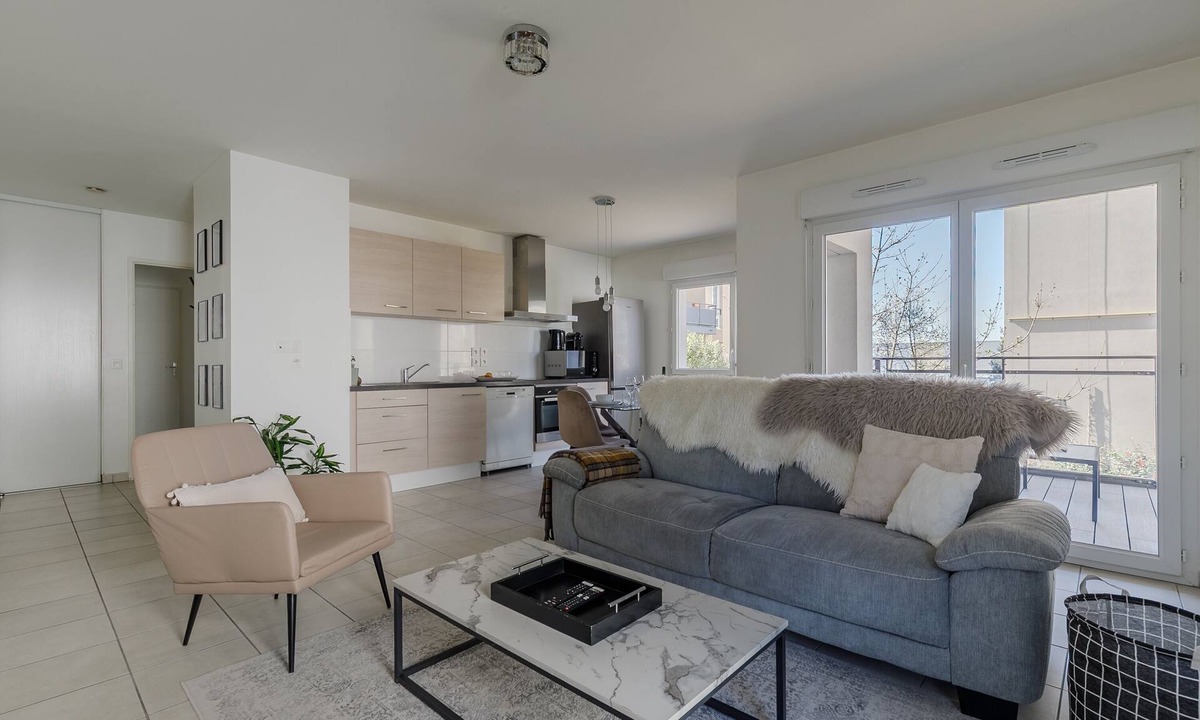 Saint-Priest Apartment | Escale en Terre Lyonnaise