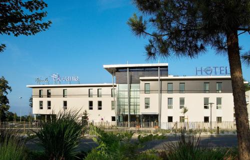 La Meziere Hotel | Escale Oceania Rennes Cap Malo