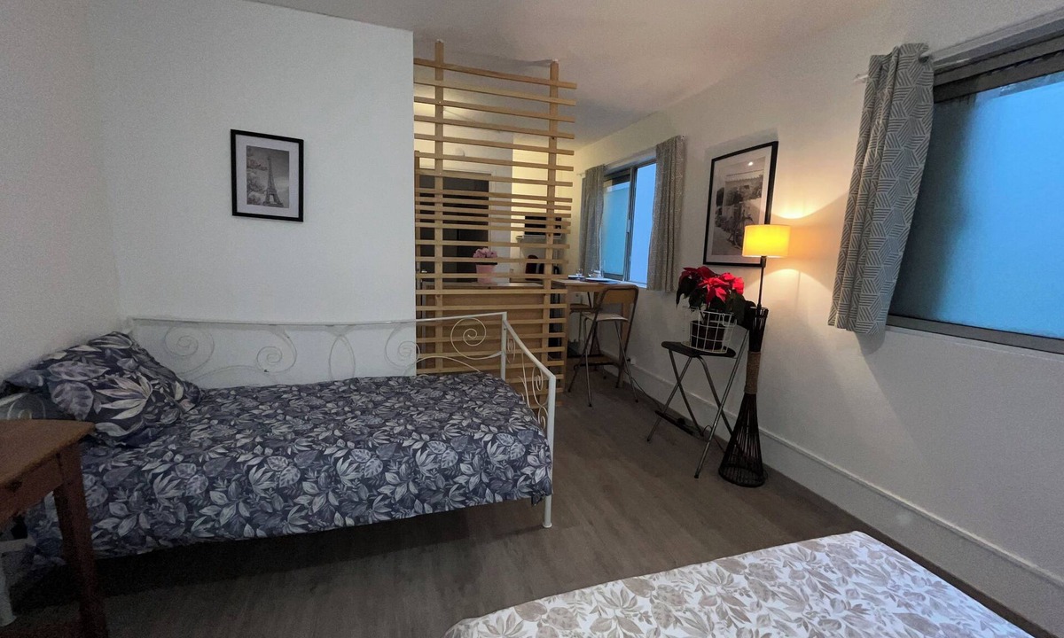 Le Mee-sur-Seine Apartment | Escale Zen between city and nature - Private studio