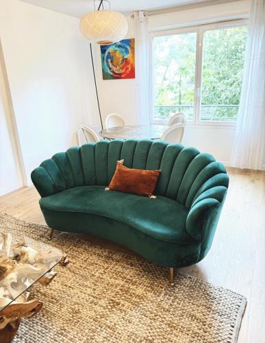 Saint-Denis Apartment | Escapade du Stade BY UTA HOUSE