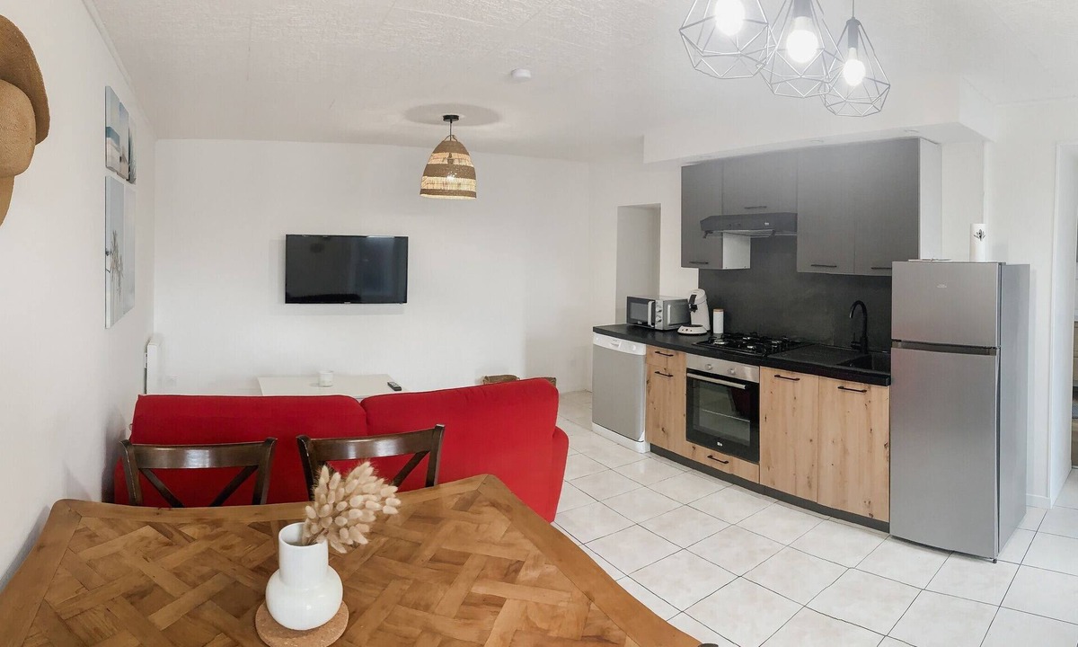 Pirou House | Escapade in Pirou: Le Chardon