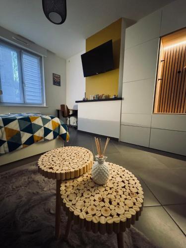 Saint-Omer Apartment | Escapade - Studio cosy au centre de Saint-Omer