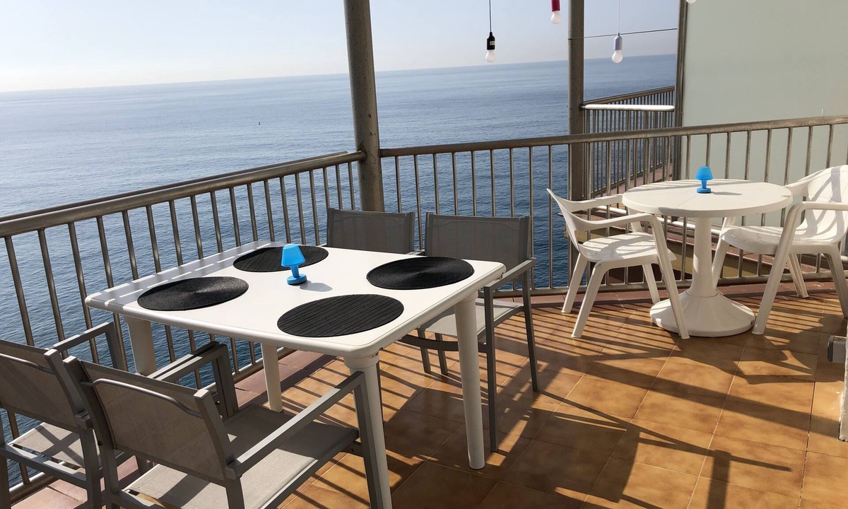 Cap de Salou Apartment | Escapade to unique place with direct sea access