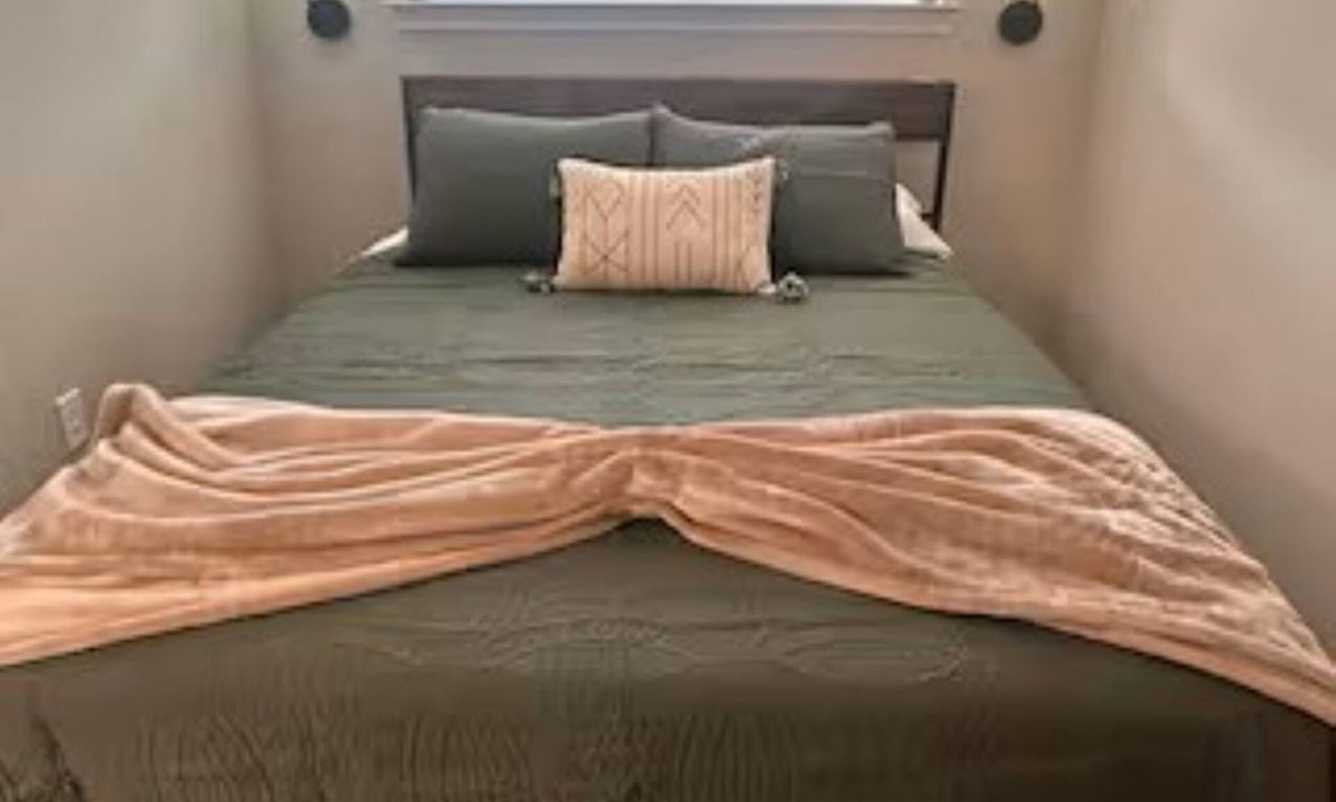 Early Apartment | Escape in Early