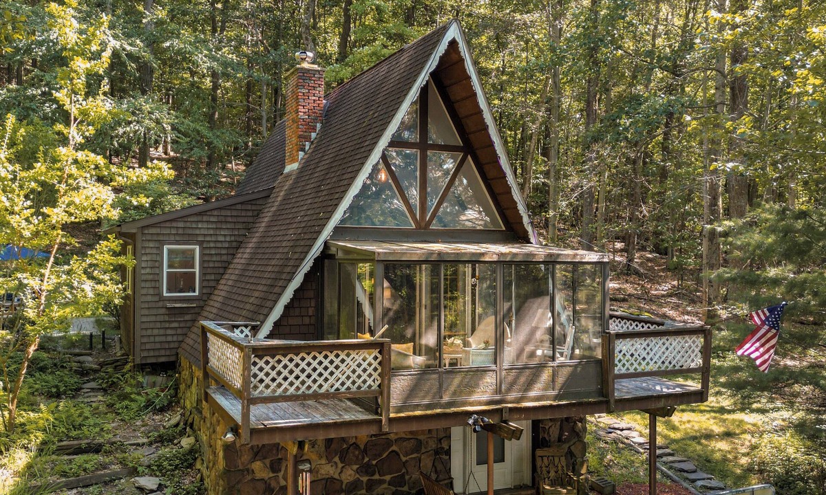 Shawanese Cabin | Escape in our Rain-Forest A Frame Cabin-Retreat w/Private Hot Tub