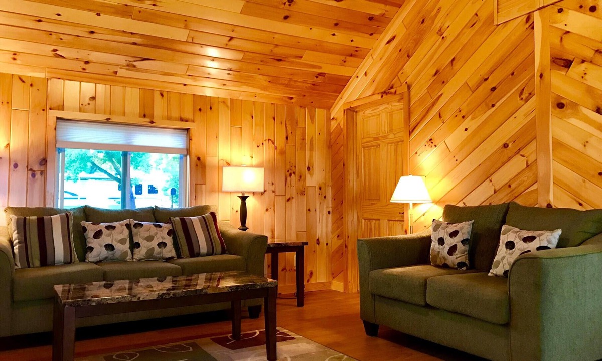Perham House | Escape on Rush Lake, Perham MN