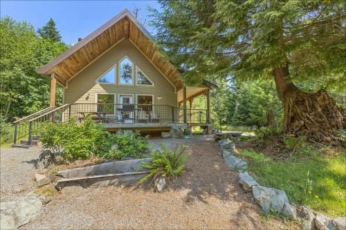 Randle House | Escape the Tech-connected at Relaxing Elk Meadows