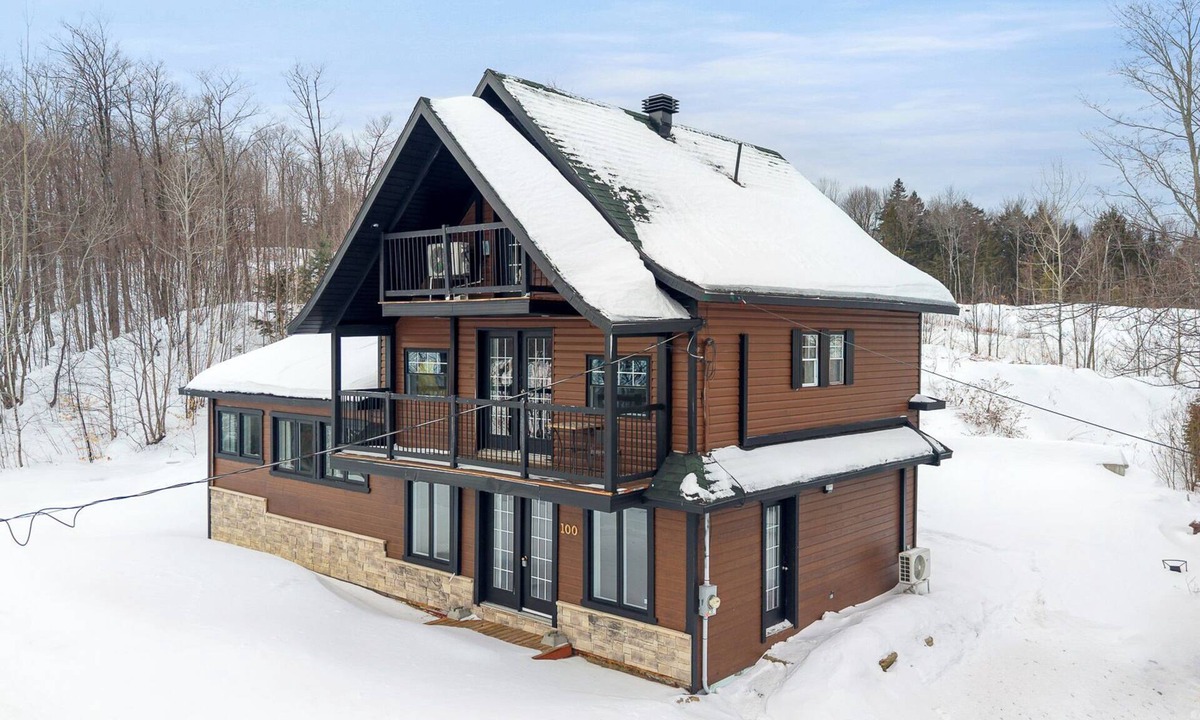 Grandes-Piles Ski Chalet | Escape to Grandes-Piles