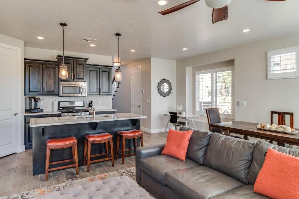 St. George Apartment | Escape to St. George