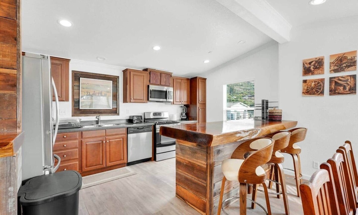 Castro Valley House | Escape to the Ranch: Relax, Work or Explore