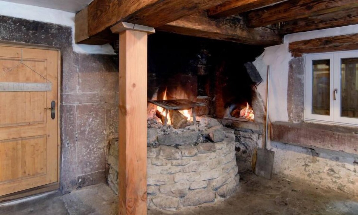 Thiefosse House | Escher by Interhome