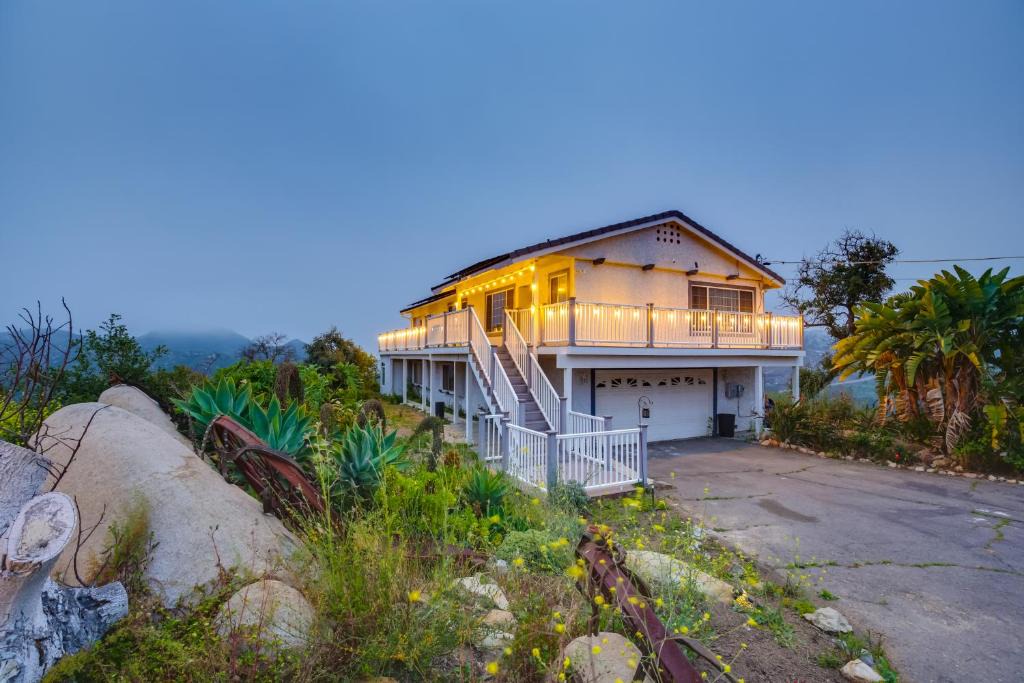 Jesmond Dene House | Escondido Hilltop Home with Deck and Views!