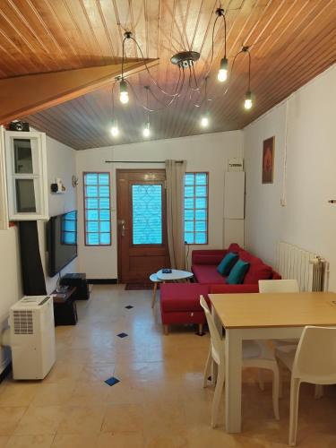 L'Isle-d'Espagnac House | Espace Fakayo