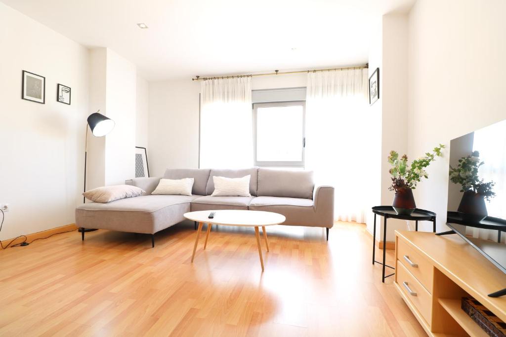 Castello de la Plana Apartment | Espectacular vivienda con piscina climatizada