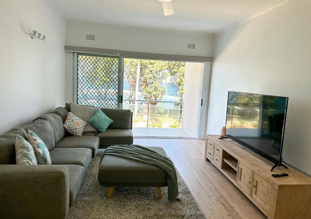 Cronulla Apartment | Esplanade Bliss