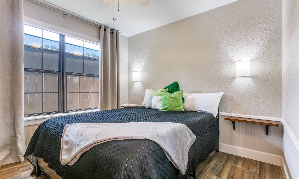 Houston House | Estrella Tejana House close to Downtown