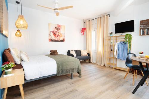 Sant Adria de Besos Apartment | Estudio nuevo para 2 personas a 20' Barcelona Centro y a 10' playa