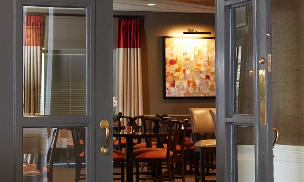 Danbury Hotel | Ethan Allen Hotel