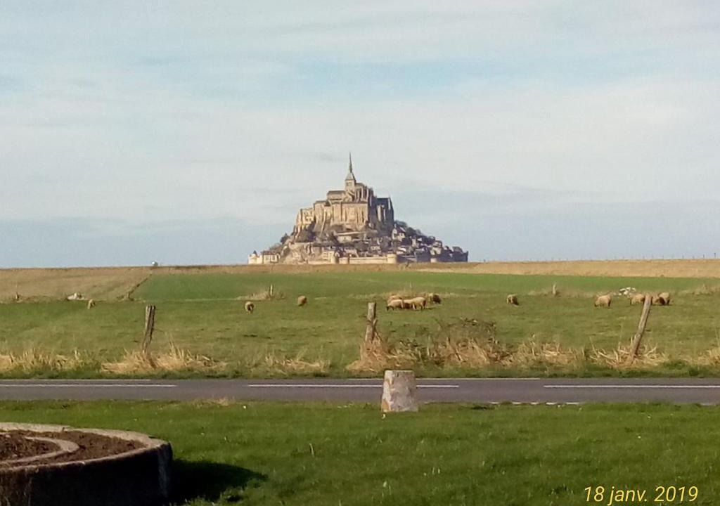 Pontorson Bed & Breakfast | Etoile des Grèves