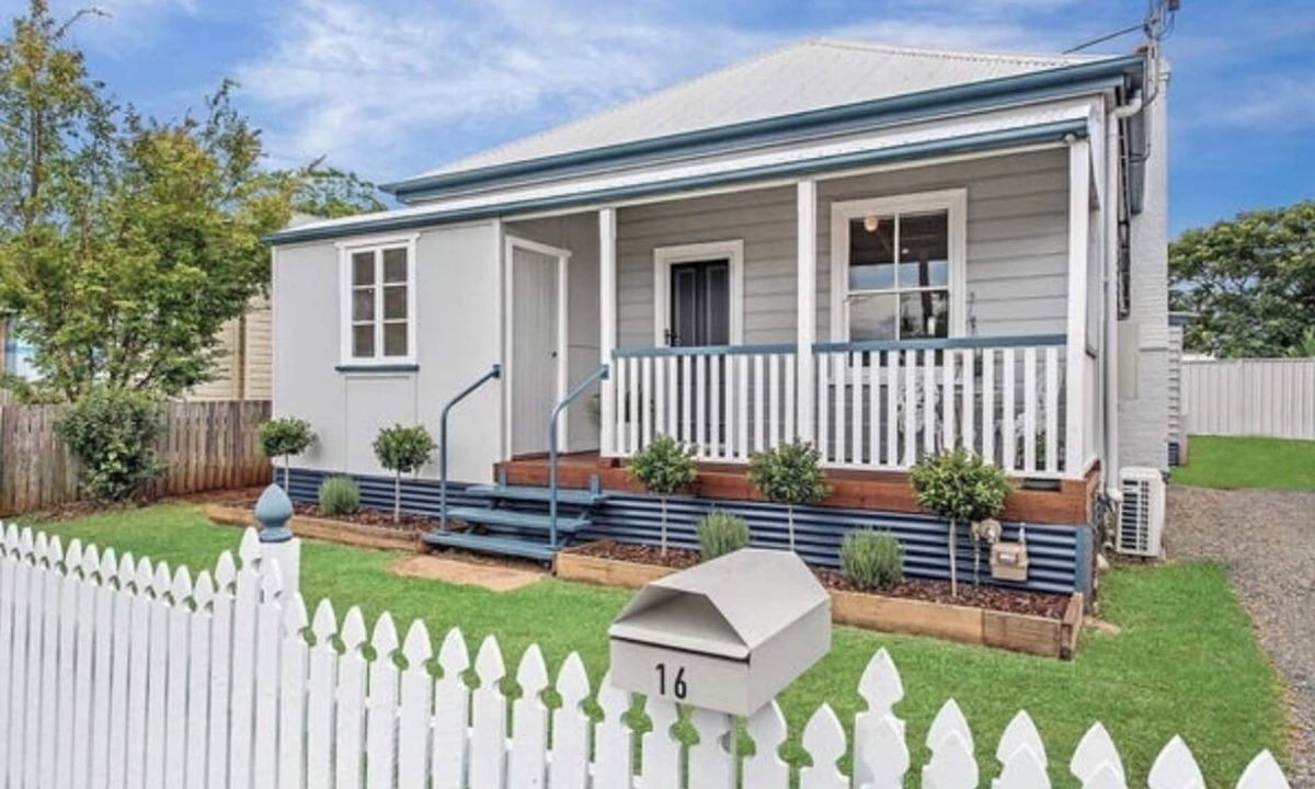 East Toowoomba Cottage | Eton Cottage: Central Boutique Stay