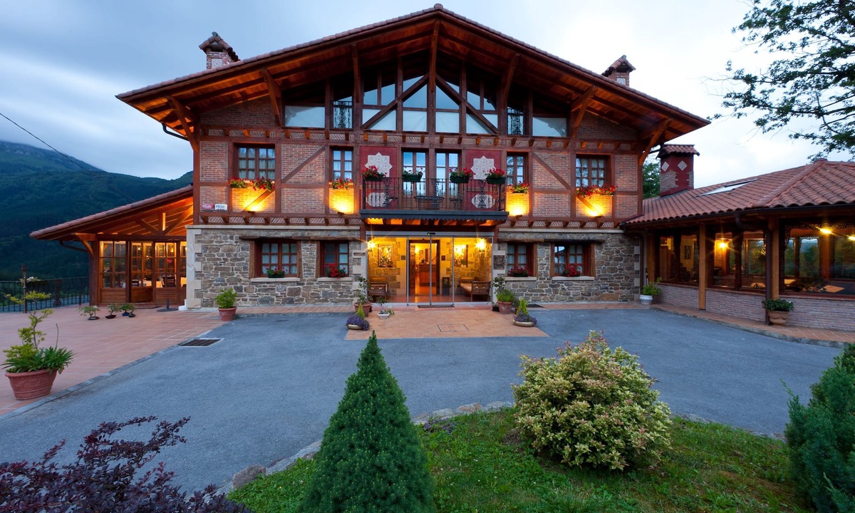 Ipinaburu Hotel | Etxegana Hotel & Spa