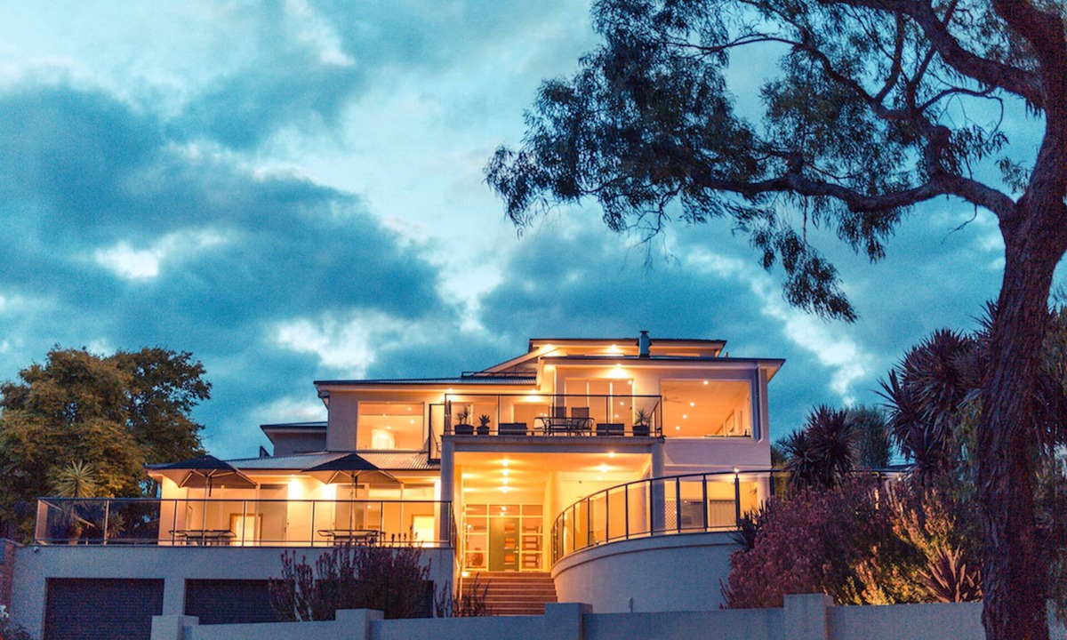 Inverloch House | Eugenies Inverloch