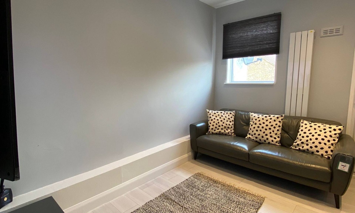 Broad Green Apartment | Euphoria Lodge - Croydon