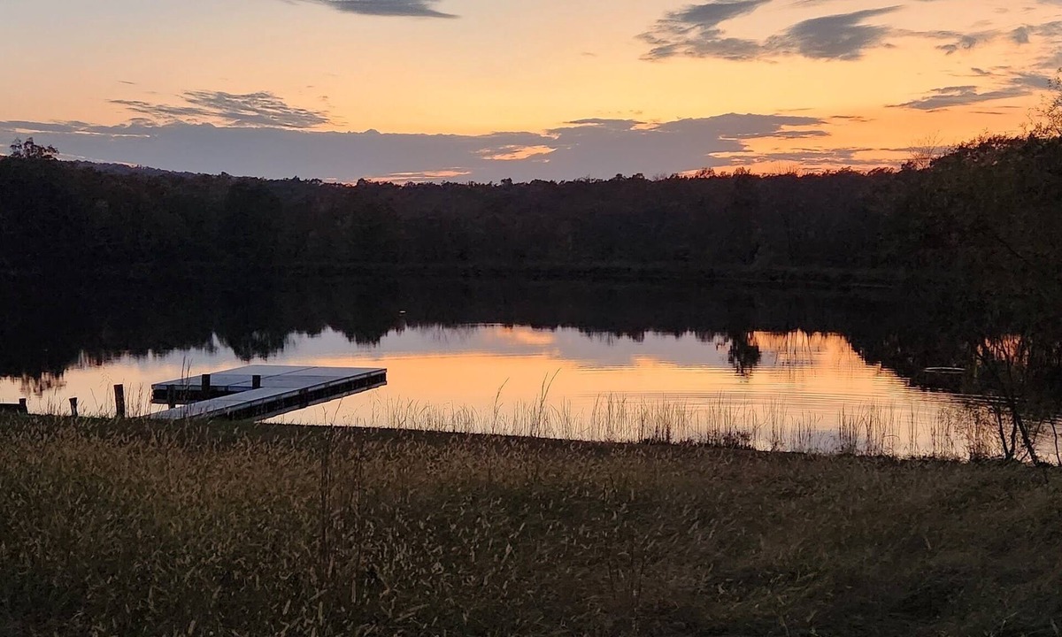 Doe Run Cabin | European Lakeside Oasis on 100+ Acres
