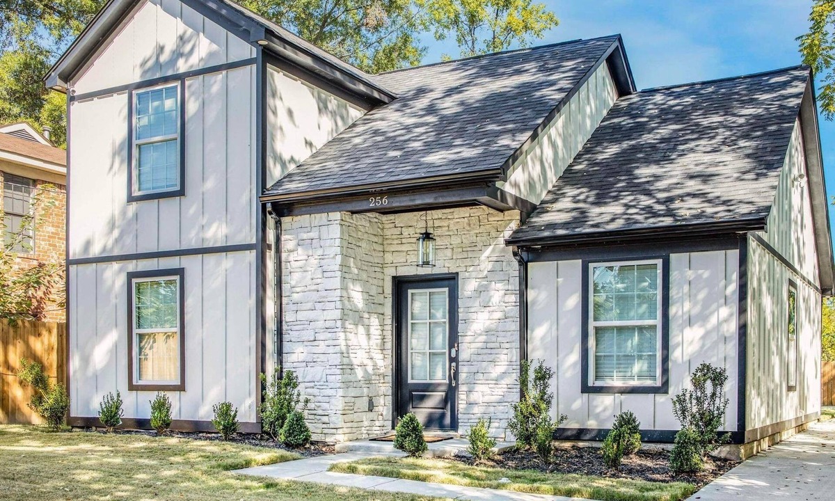 South Memphis House | EV Charger - Family Friendly - Close to Downtown