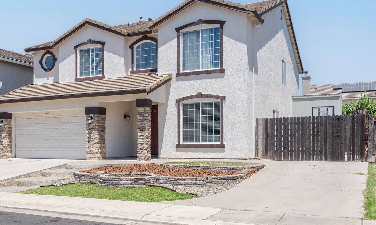Elk Grove House | EV Fast Charger 5BD Amazing Home