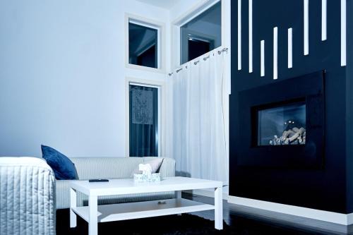 Evanston Villa | Evanston House