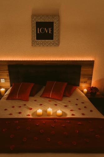 Pruniers-en-Sologne Apartment | Evasion Romantique&Jacuzzi!