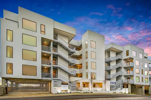 North Capitol Apartment | EVE Nashville
