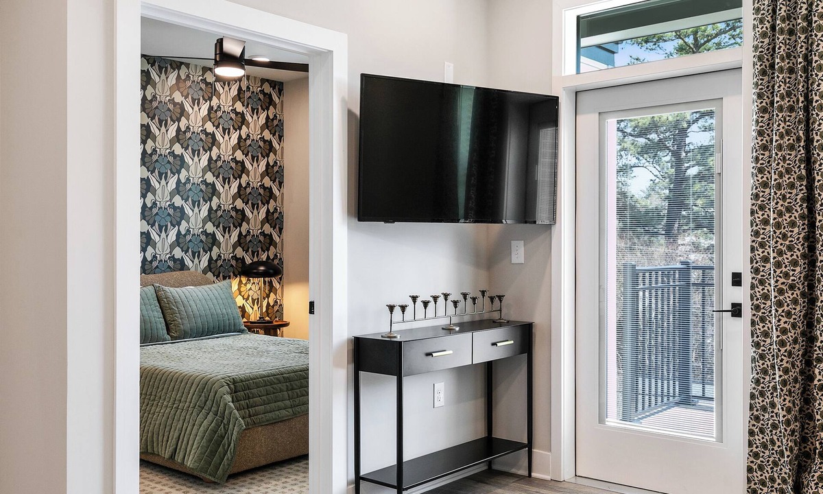 North Chesterfield Apartment | Evelyn 319 - Beautiful brand-new 1BR in beautiful Forest Hill
