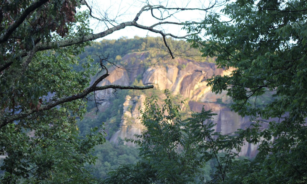 Chimney Rock Hotel | Evening Shade River Lodge and Cabins