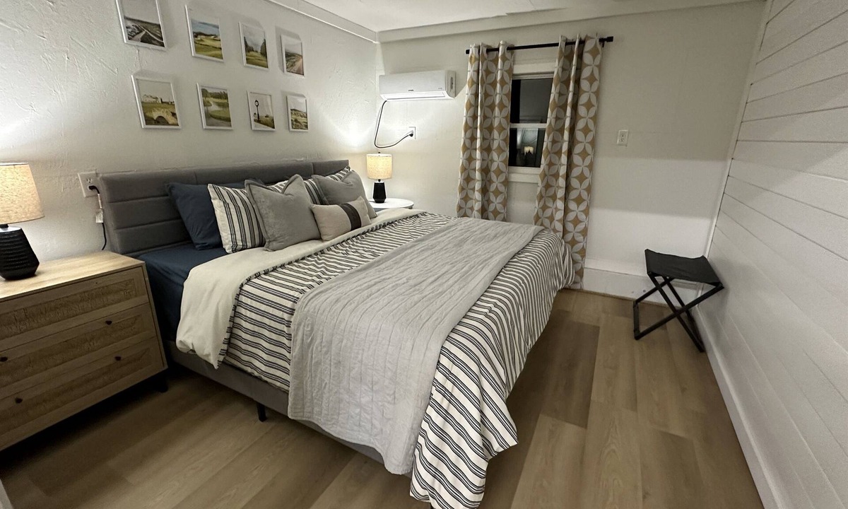 Afton House | Events welcome! Three homes for Large Groups!