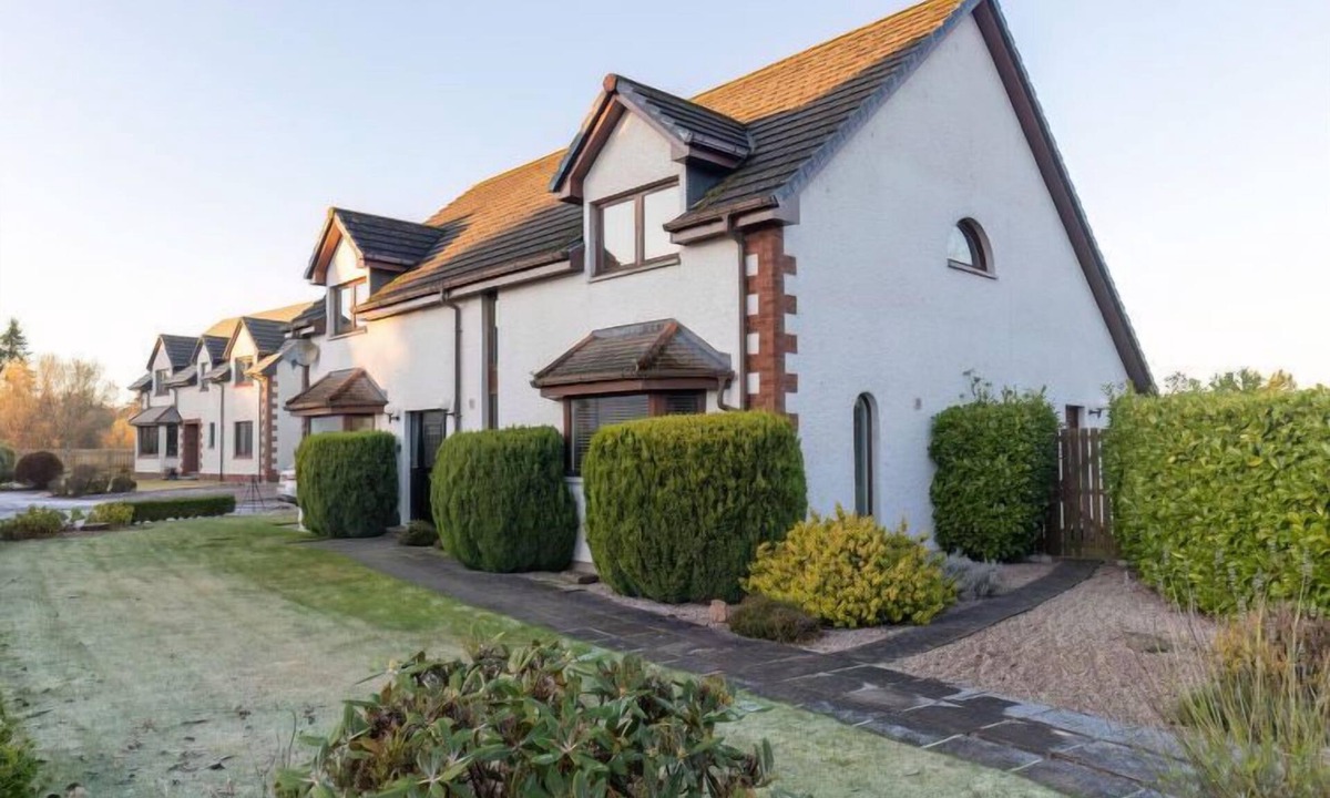 South Galson House | Evergreen House by Interhome