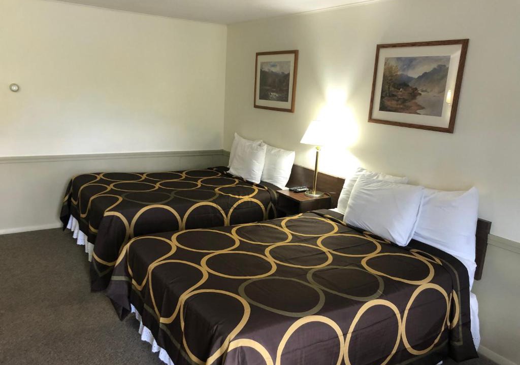 Jefferson Hotel | EVERGREEN MOTEL