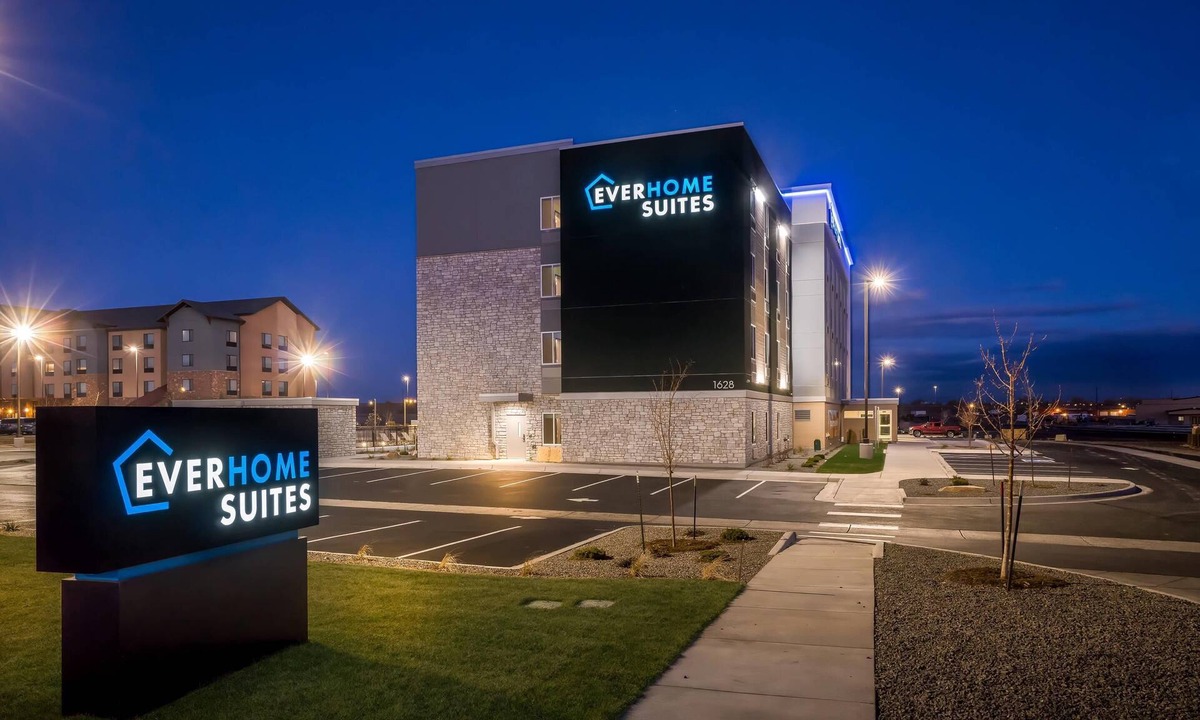 Cheyenne Hotel | Everhome Suites Cheyenne