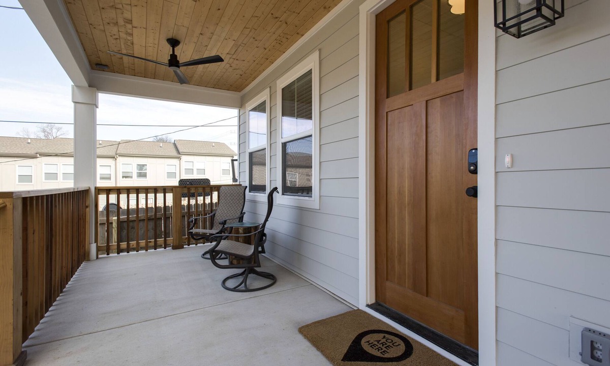 Maxwell House | Everly House East Nashville - Comfortable and cozy abode