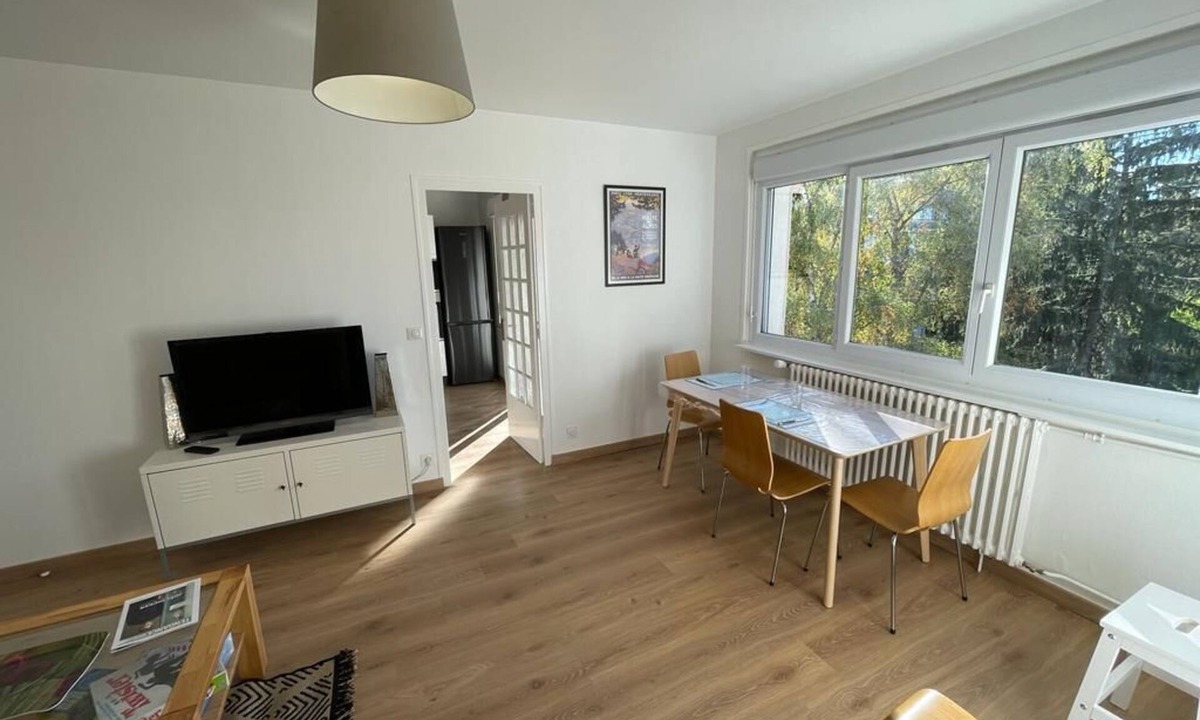 Evian-les-Bains Apartment | 🔆 Evian Vue Lac Location Vacances 🌊