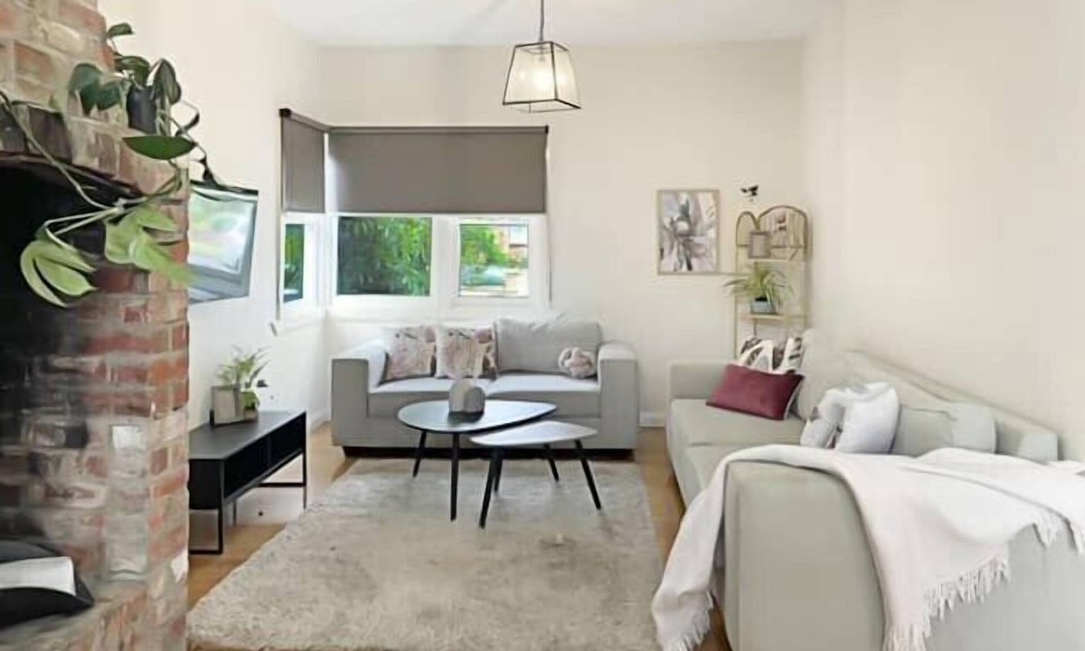 Belmont House | Evies Belmont Cottage