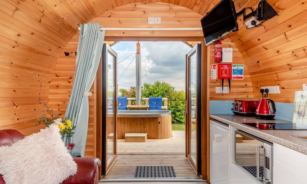 Oakenholt Cottage | Ewe Two